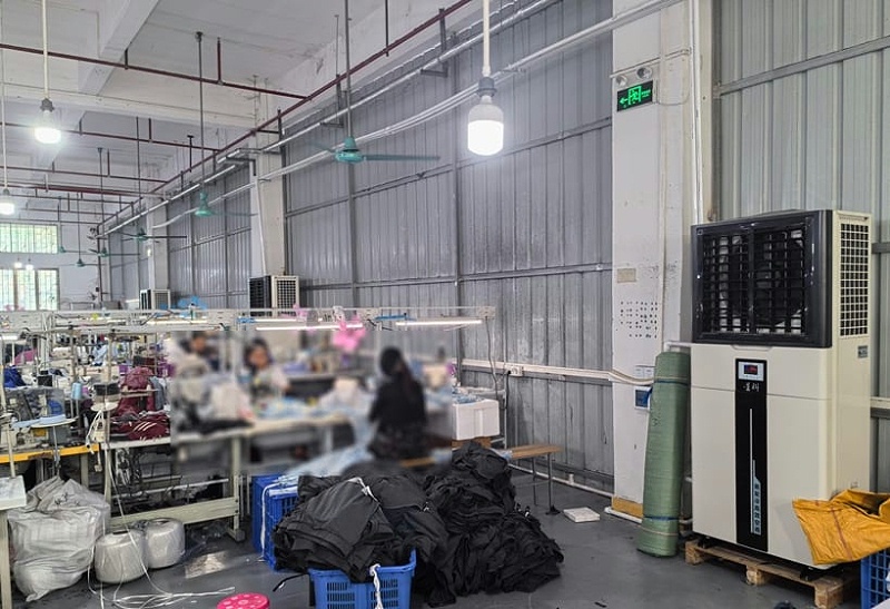 工業(yè)省電空調(diào)-軸流立式安裝于服裝廠車間降溫 工業(yè)省電空調(diào)-軸流立式安裝于服裝廠車間降溫